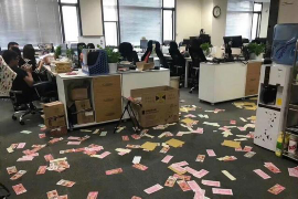 文山讨债公司如何把握上门催款的时机